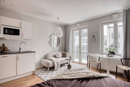 Diktarvägen 7, Huvudsta - Photo 4