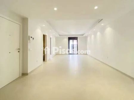 Piso en alquiler en Marbella - Photo 2