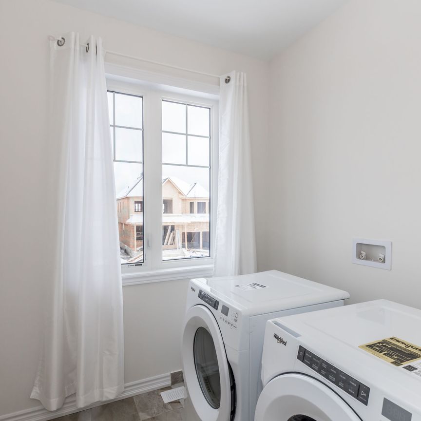 For Lease - 86 Nottingham Road Unit# Main, Barrie, Ontario - Photo 1