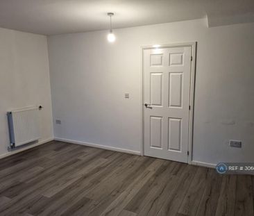 2 bedroom semi-detached house to rent - Photo 5