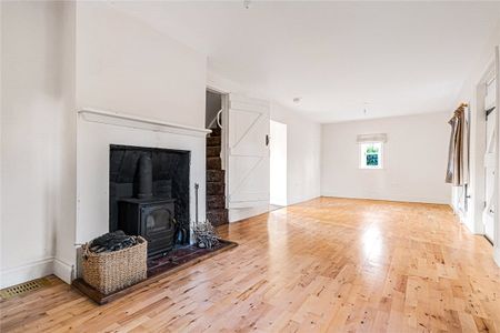 A 2 bedroom detached character cottage in an attractive village location. - Photo 3