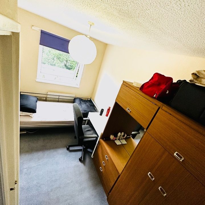 Room in a Shared House, Bethnall Drive, M14 - Photo 1