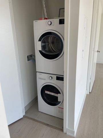 For Lease - 65 Mutual Street Unit# 2409, Toronto, Ontario - Photo 2