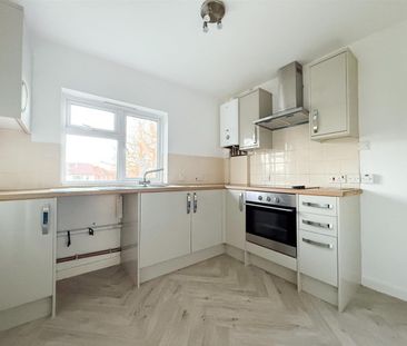 Hatherley, Cheltenham GL51 3EP - Photo 5