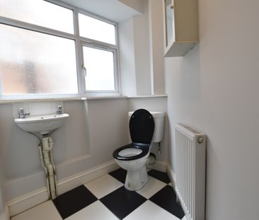 1 Bed Flat, T L House, LU1 - Photo 2