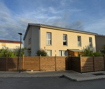 SAINT-MAURICE-DE-BEYNOST – Maison meublée 3 pièces 62.06m² - Photo 1