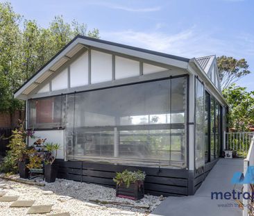 3 Allied Drive, CARRUM DOWNS, VIC - Photo 1