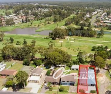 Spacious Villa Overlooking the Golf Course – Modern Living with Ene... - Photo 3