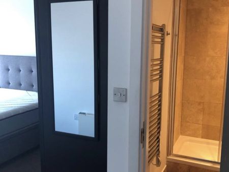 Princes Parade - Photo 3