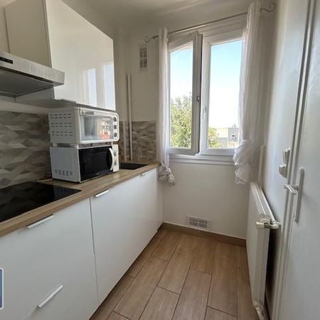 Location Appartement 1 pièce 24m² CORBEIL ESSONNES 91100 - Photo 3