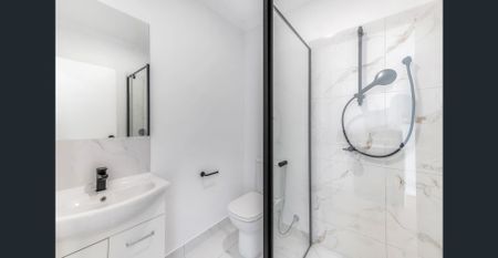 Private Ensuite Room with Courtyard - All utilities Included | From $365/week - Photo 4