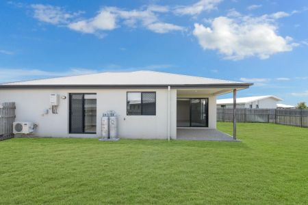 Tucked Away Living - Photo 5