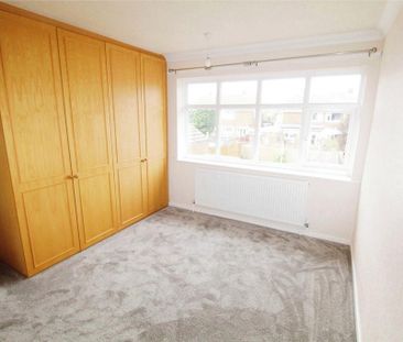 3 bedroom semi-detached house to rent - Photo 4