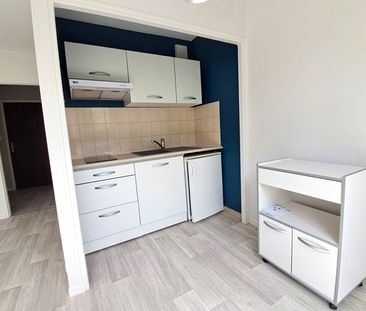 Location Appartement 1 pièce 34m² - Photo 5