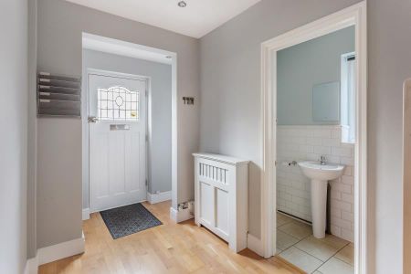 4 bedroom terraced house to rent - Photo 2