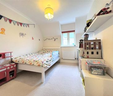 5 bedroom detached house to rent - Photo 4
