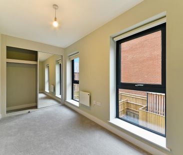 3 bedroom townhouse to rent - Photo 2