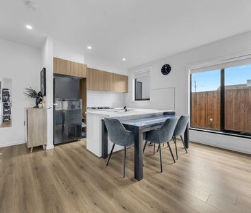 Modern Comfort & Effortless Living in a Quiet, Family-Friendly Setting - Photo 5