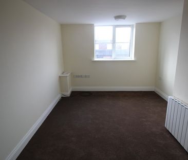 2 Bed Flat, Breckhill Road, NG3 - Photo 4