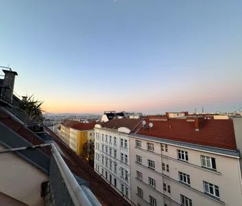 Dachgeschoss-Maisonette mit Balkon und Dachterrasse mit Blick über Wien - Photo 3