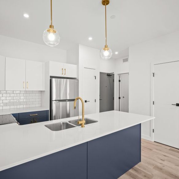 Primrose: Gold Accents – 1800 Leila, Winnipeg, MB - Photo 1