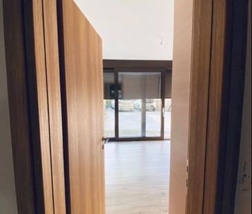 Ενοικίαση κατοικίας, 50 τ.μ., Γλυφάδα, 800 € - Photo 4