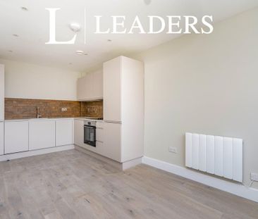 1 bedroom flat to rent - Photo 6