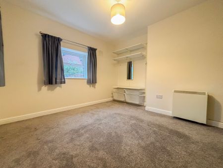 2 bed ground floor flat to rent in Warwick Road, Kenilworth, CV8 - Photo 3