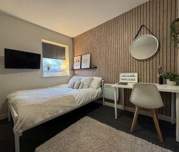 5 bedroom flat to rent - Photo 5