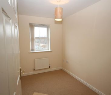 Clarkson Close, Nuneaton, CV11 4BA - Photo 1