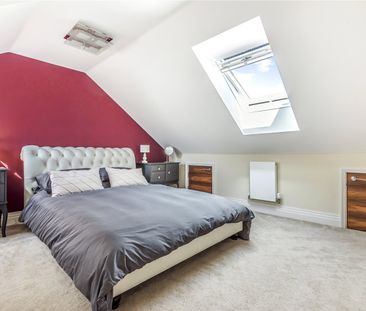 4 bedroom semi-detached house to rent - Photo 3