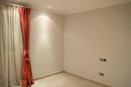 5 room luxury Flat for rent in Valencia, Spain - Photo 4