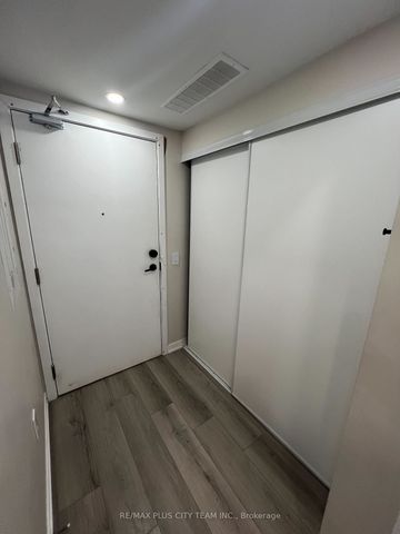 For Lease - 485 Logan Avenue Unit# 307, Toronto, Ontario - Photo 5