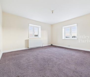 3 bedroom detached house to rent - Photo 4