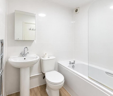 2 bedroom flat to rent - Photo 6