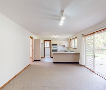 4 Squire Close, Valentine NSW 2280 - Photo 4