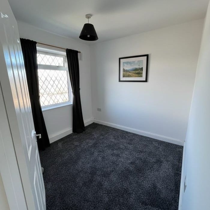 2 Bed Terraced House, Elsworth Street, LS12 - Photo 1