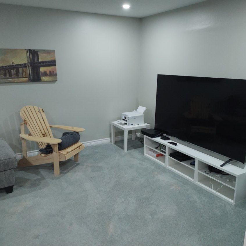 For Lease - 129 McCraney Street, Oakville, Ontario - Photo 1