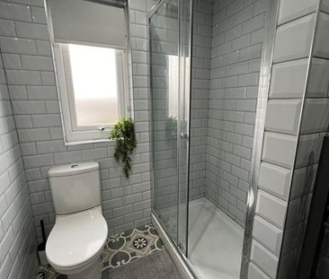 Room in a Shared House, Sheffield, S2 - Photo 5