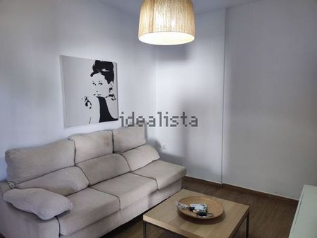 Alquiler de piso en Calle Hierbabuena, 3 - Photo 3