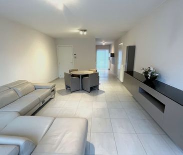 2 slaapkamer appartement dichtbij vele faciliteiten - Photo 2