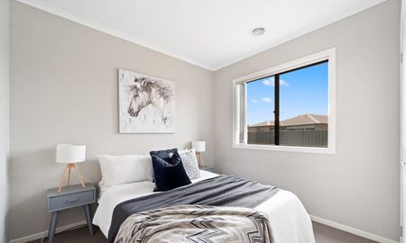 Stunning Family Home - Photo 4