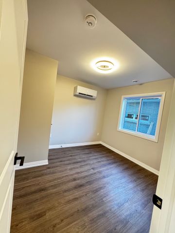 For Lease - 28A Kenworth Drive, St. Catharines, Ontario - Photo 5