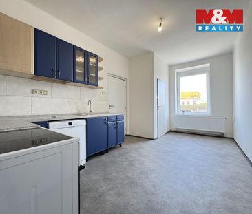 Pronájem bytu 3+1 85 m² - Fotografie 4