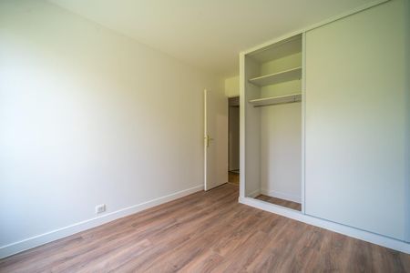location Appartement T4 DE 90.95m² À VERSAILLES - Photo 4