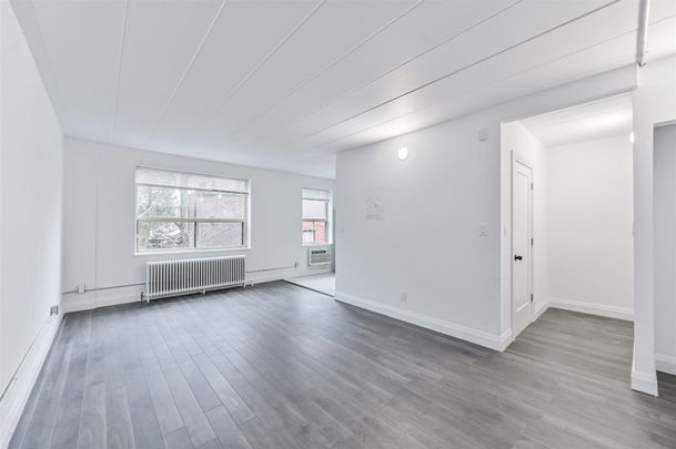 For Lease - 325 Sammon Avenue Unit# 207, Toronto, Ontario - Photo 1