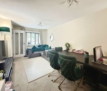 Greenham Walk, Woking, Surrey, GU21 3HB - Photo 1