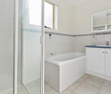 2 Ardmore St , MITCHAM - Photo 5