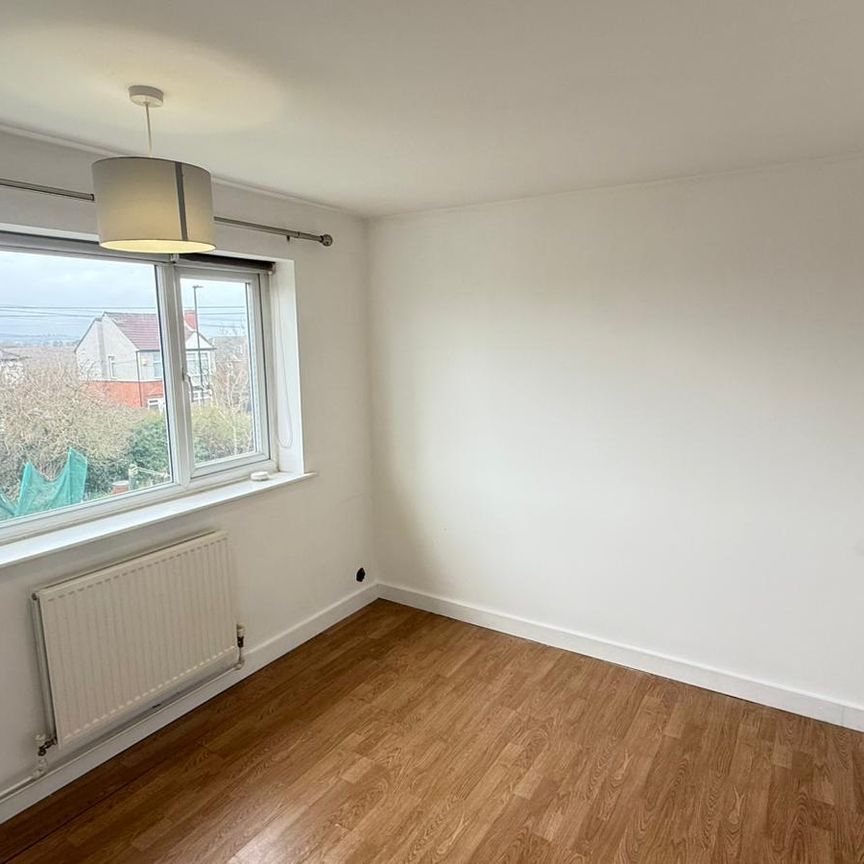 Fullerton Crescent, Rotherham, Thrybergh - Photo 1