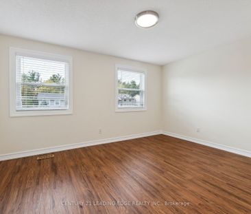 For Lease - 317 Homestead Drive, Oshawa, Ontario - Photo 5